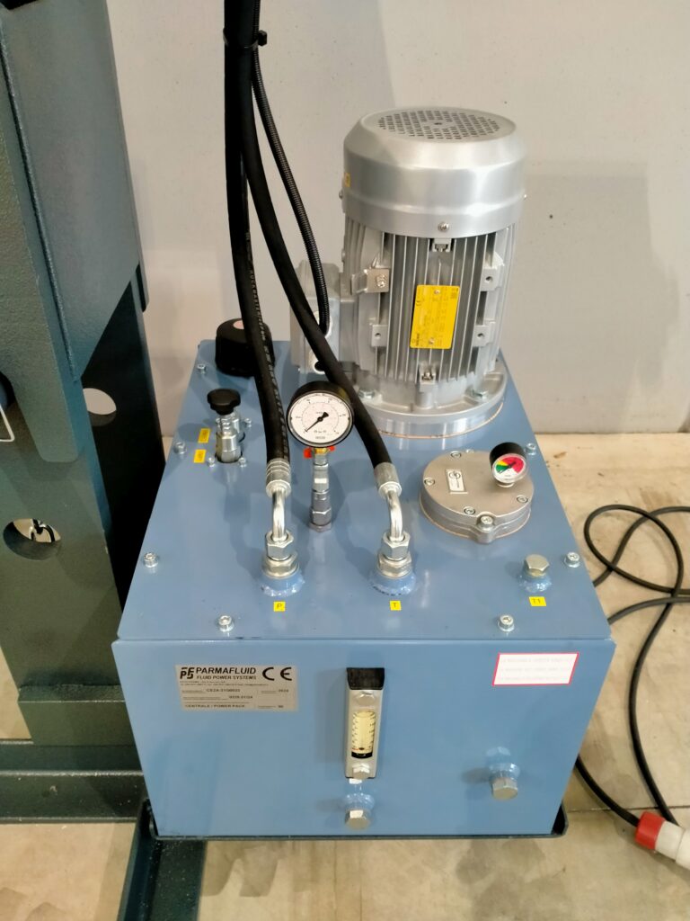 Hydraulic unit